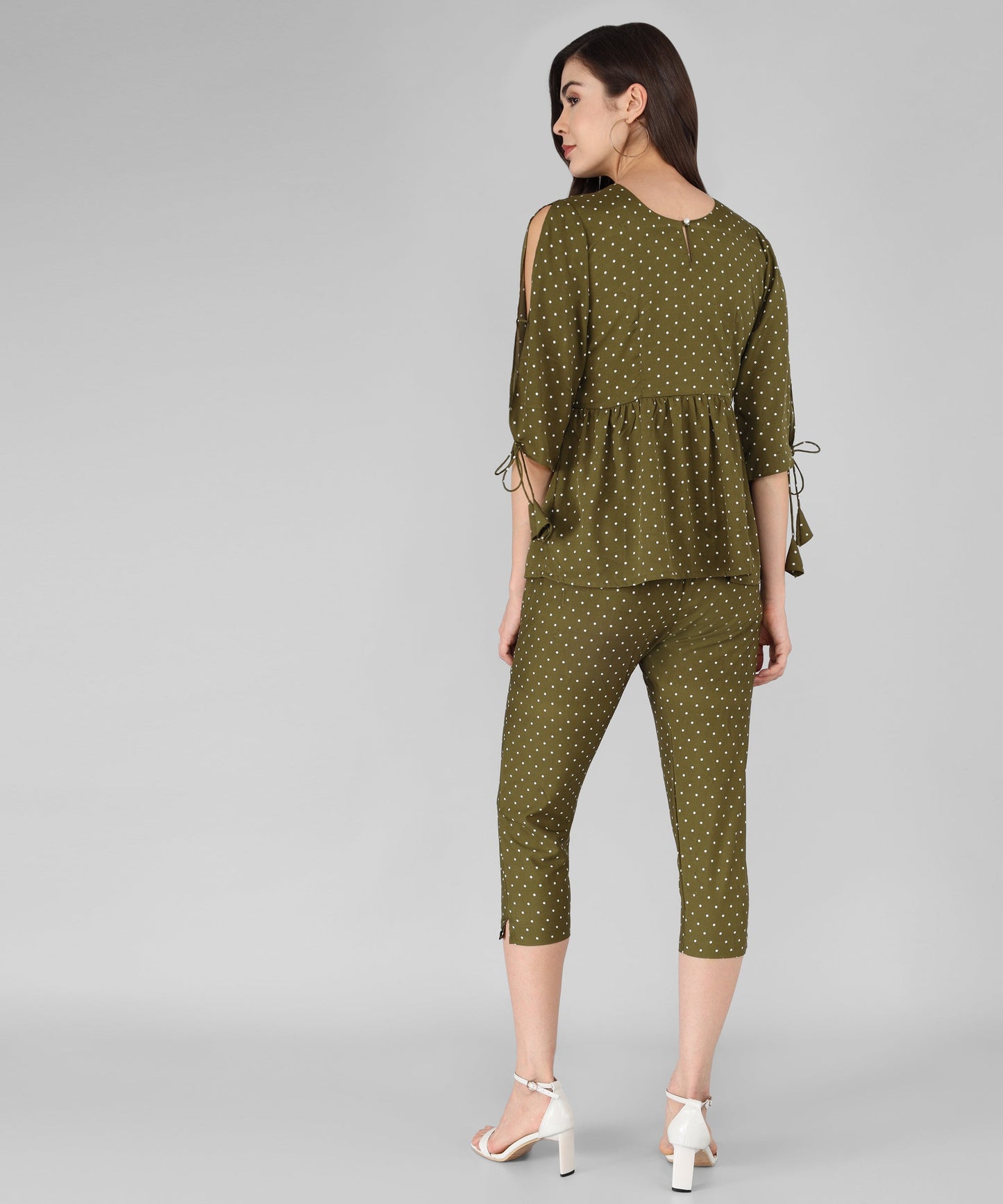 Top and Capri Set RUDRAAKSHA