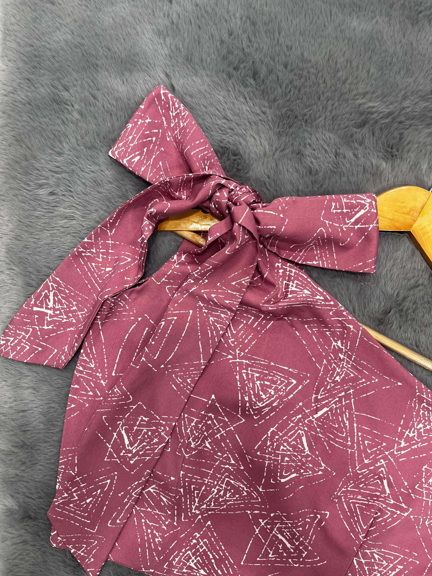 Mauve Triangle Print Bow Tie Crop Top RUDRAAKSHA