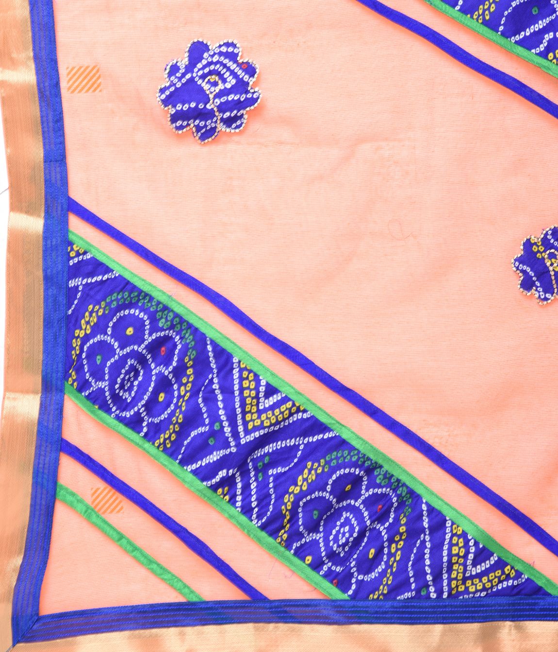 Rudraaaksha Women's Printed Saree With Unstitched Blouse Piece