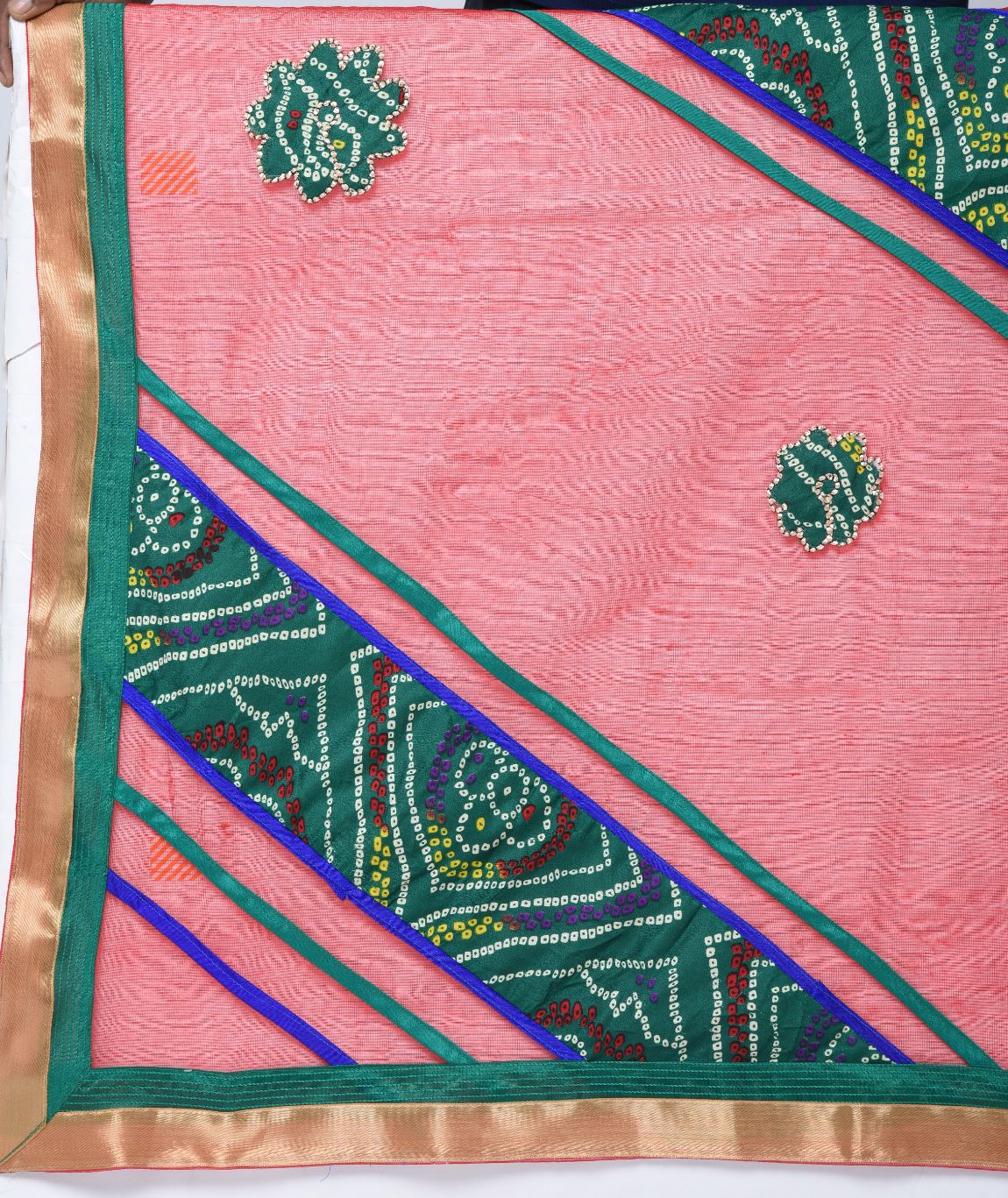 Rudraaaksha Women's Printed Saree With Unstitched Blouse Piece