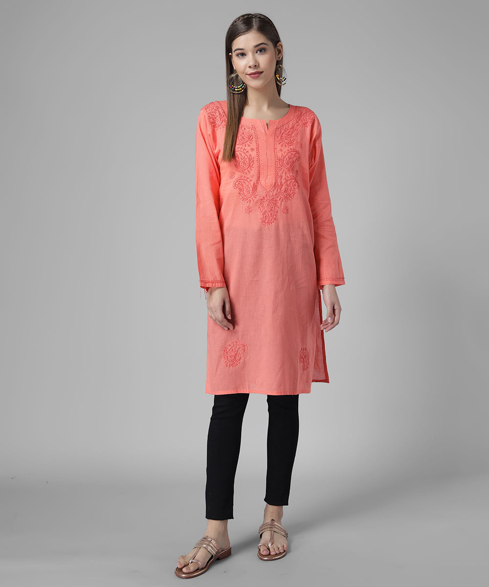 women chikankari kurti