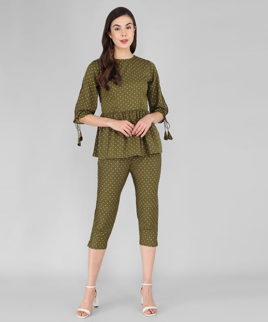 Top and Capri Set