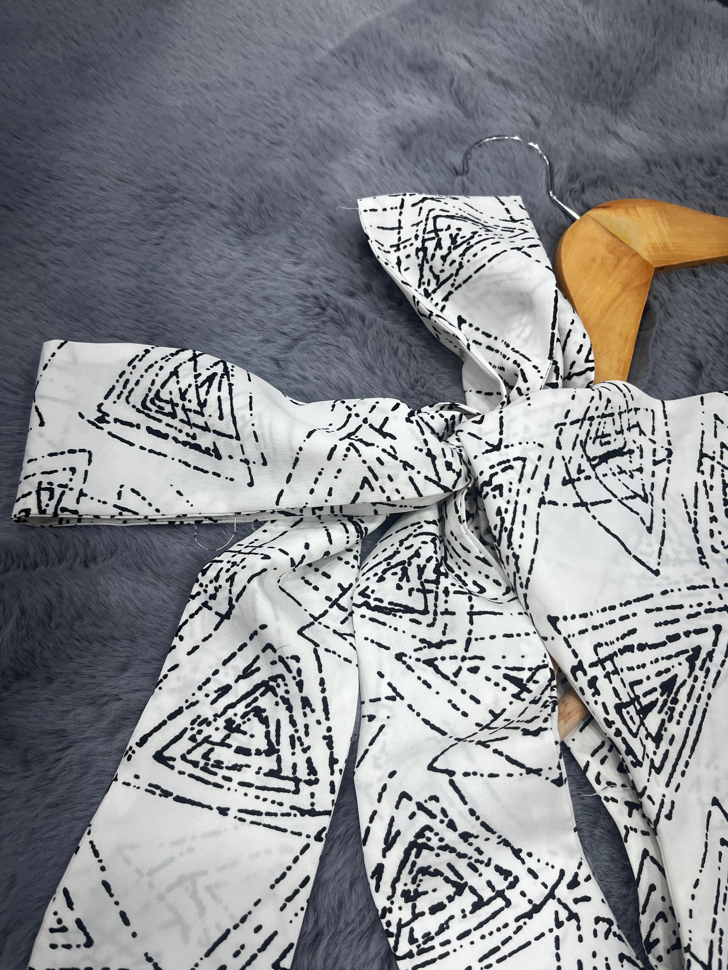 Tie Knot Crop Top