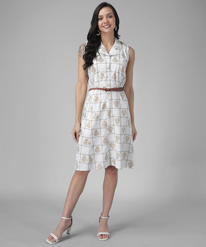 Stylish Knee-Length Day Dress with Pockets and Tie-Up Waist RUDRAAKSHA