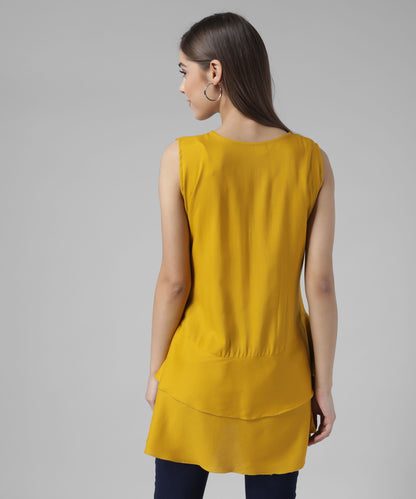 Rudraaksha  women solid tunic