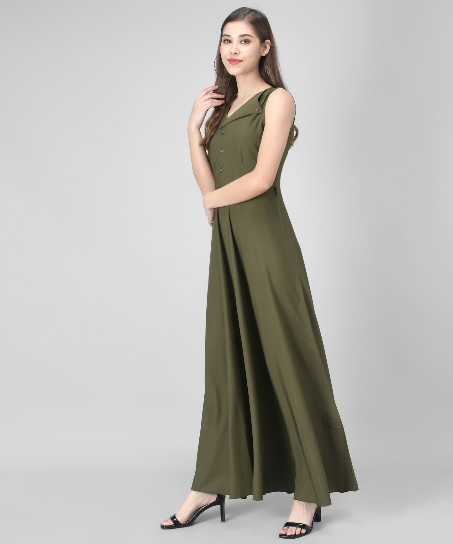 women crepe fit and flary dress